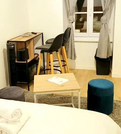 Résidence La Cocarde, Suites type Appartements Bourges Exterior foto